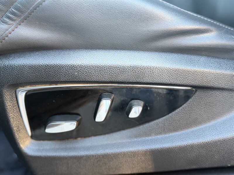 2016 Cadillac Escalade ESV Luxury Collection - Photo 19 - South Gate, CA 90280