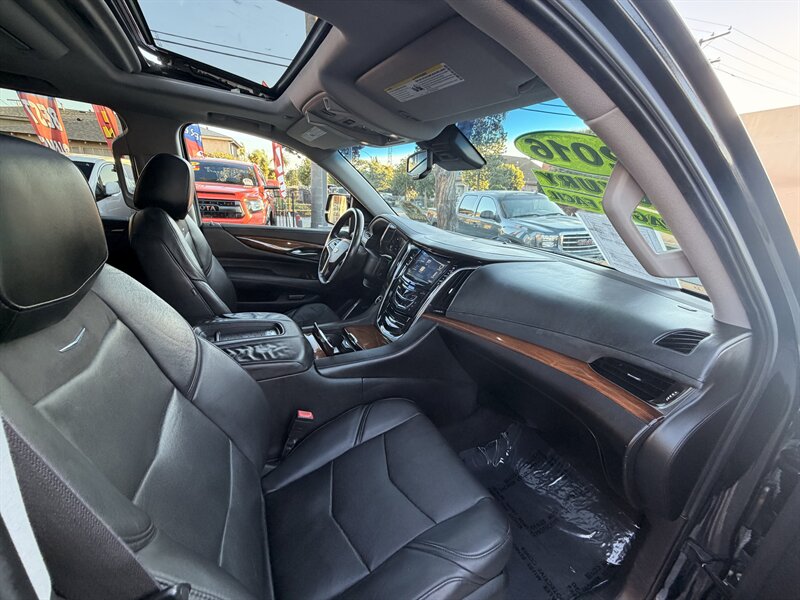 2016 Cadillac Escalade ESV Luxury Collection - Photo 38 - South Gate, CA 90280