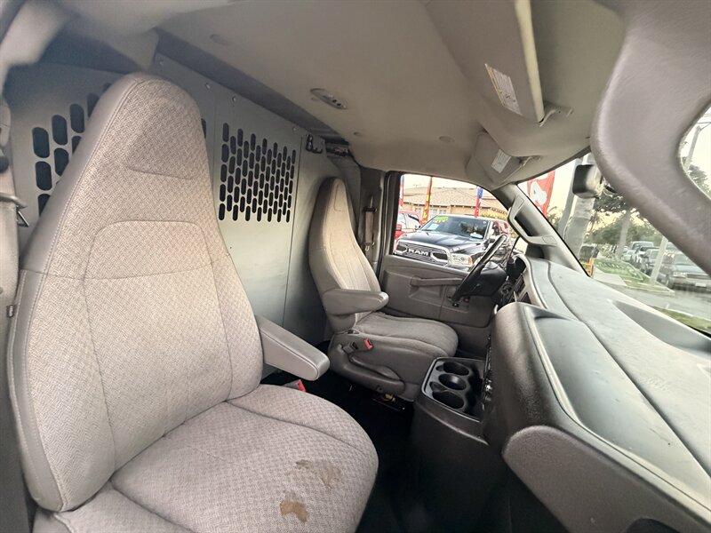 2017 Chevrolet Express 3500 - Photo 26 - South Gate, CA 90280