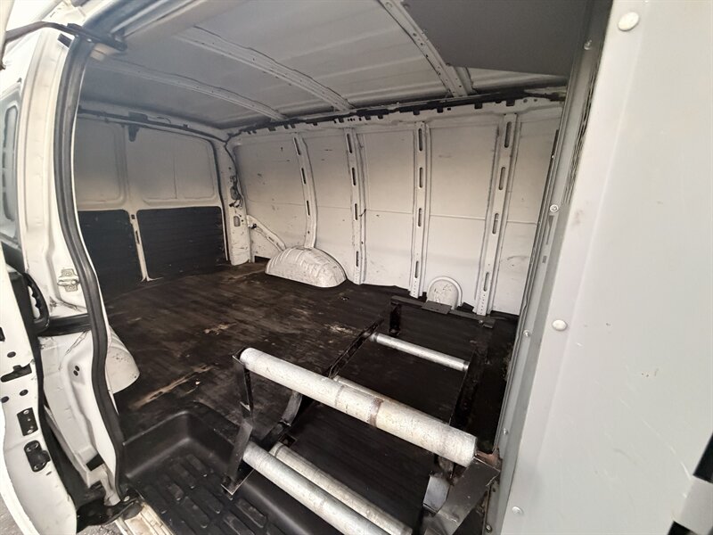 2017 Chevrolet Express 3500 - Photo 22 - South Gate, CA 90280