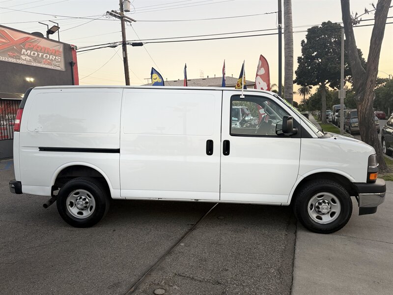 2017 Chevrolet Express 3500 - Photo 8 - South Gate, CA 90280