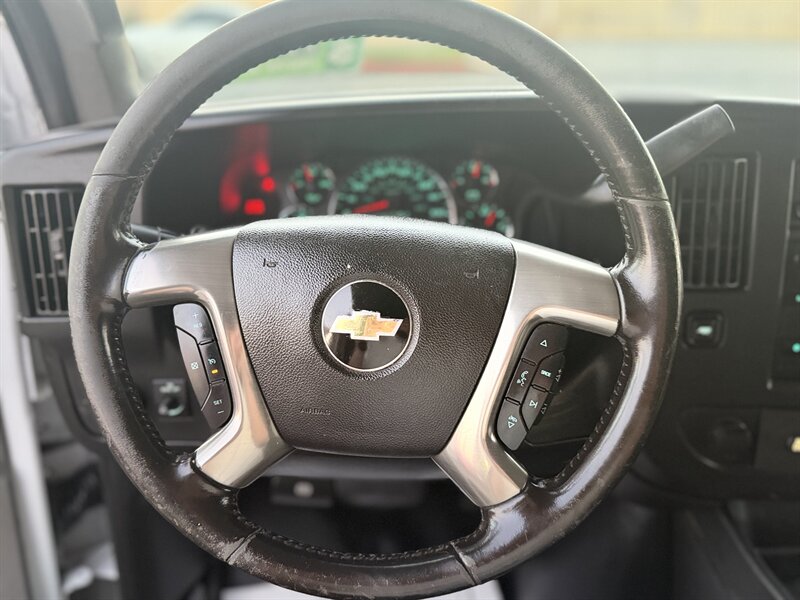 2017 Chevrolet Express 3500 - Photo 17 - South Gate, CA 90280