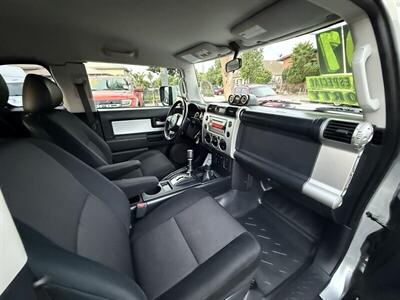 2007 Toyota FJ Cruiser 4dr SUV   - Photo 26 - South Gate, CA 90280