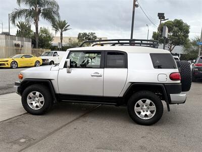 2007 Toyota FJ Cruiser 4dr SUV   - Photo 5 - South Gate, CA 90280