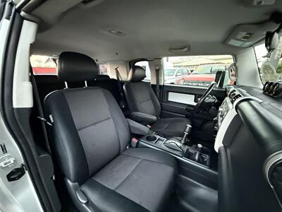 2007 Toyota FJ Cruiser 4dr SUV   - Photo 25 - South Gate, CA 90280