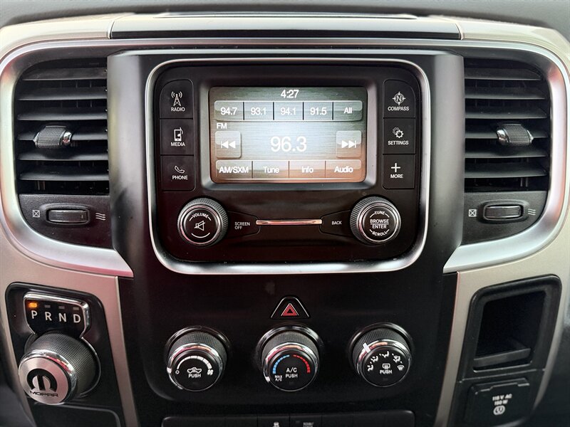 2016 RAM 1500 SLT - Photo 24 - South Gate, CA 90280