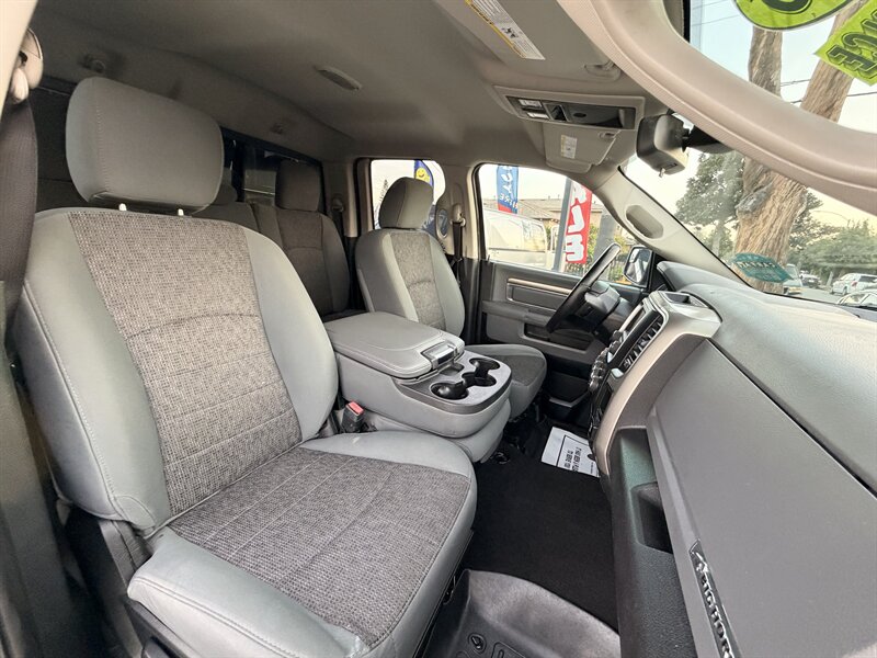 2016 RAM 1500 SLT - Photo 33 - South Gate, CA 90280