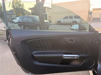 2015 Ford Mustang EcoBoost Premium   - Photo 11 - South Gate, CA 90280