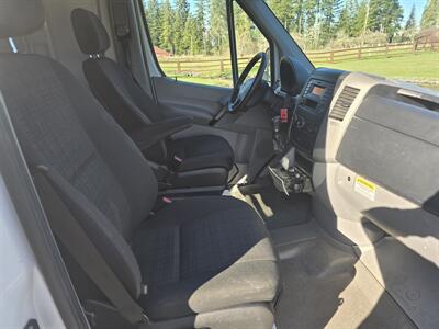2017 Mercedes-Benz Sprinter Worker 2500 - Photo 10 - Oregon City, OR 97045
