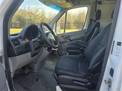 2017 Mercedes-Benz Sprinter Worker 2500 - Photo 9 - Oregon City, OR 97045