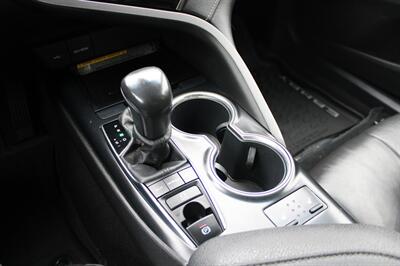 2020 Toyota Camry XSE   - Photo 18 - Roseville, CA 95678