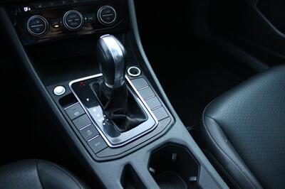 2019 Volkswagen Jetta SE   - Photo 18 - Roseville, CA 95678