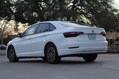 2019 Volkswagen Jetta SE   - Photo 8 - Roseville, CA 95678