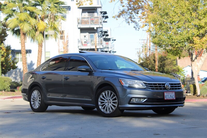 2017 Volkswagen Passat 1.8T Comfortline  