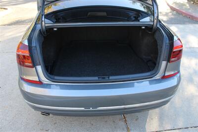2017 Volkswagen Passat 1.8T Comfortline   - Photo 23 - Roseville, CA 95678