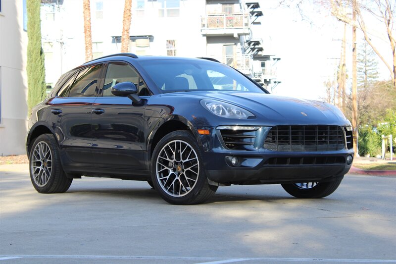 2015 Porsche Macan
