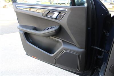 2015 Porsche Macan S   - Photo 10 - Roseville, CA 95678