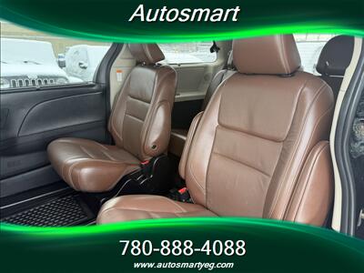 2018 Toyota Sienna Limited Premium 7-Passenger   - Photo 8 - Edmonton, AB T5L 1A4