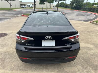 2017 Hyundai SONATA Hybrid Limited 4dr Sedan   - Photo 3 - Austin, TX 78728