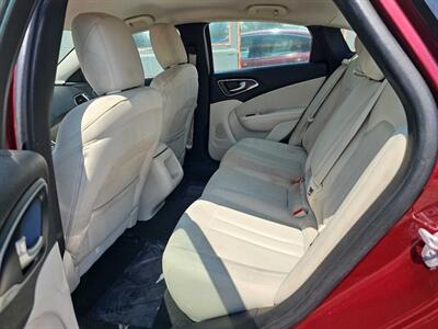 2016 Chrysler 200 Limited   - Photo 4 - West Richland, WA 99353