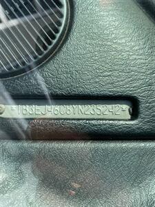 2000 Dodge Stratus SE   - Photo 15 - West Richland, WA 99353