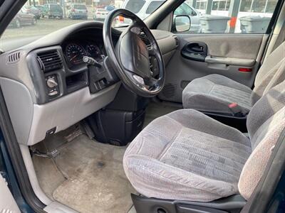 2001 Pontiac Montana SE - Photo 3 - West Richland, WA 99353