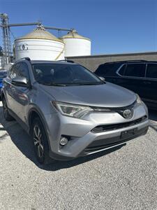2018 Toyota RAV4 XLE   - Photo 2 - Owensboro, KY 42303