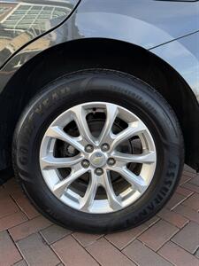 2020 Chevrolet Equinox LT   - Photo 15 - Owensboro, KY 42303