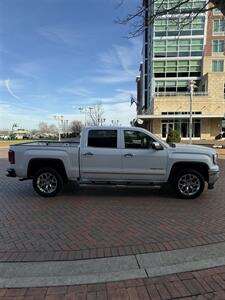 2017 GMC Sierra 1500 SLT - Photo 2 - Owensboro, KY 42303