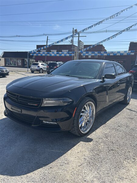 2019 Dodge Charger SXT   - Photo 1 - Owensboro, KY 42303