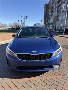 2017 Kia Forte LX   - Photo 3 - Owensboro, KY 42303