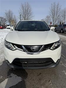 2017 Nissan Rogue Sport SL - Photo 3 - Owensboro, KY 42303