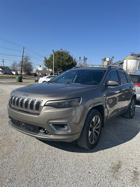 2019 Jeep Cherokee Overland  