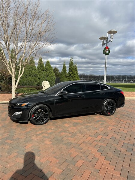 2020 Chevrolet Malibu LT   - Photo 1 - Owensboro, KY 42303