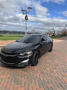 2020 Chevrolet Malibu LT - Photo 2 - Owensboro, KY 42303