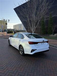 2021 Kia Forte LXS   - Photo 7 - Owensboro, KY 42303