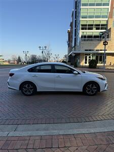 2021 Kia Forte LXS   - Photo 6 - Owensboro, KY 42303