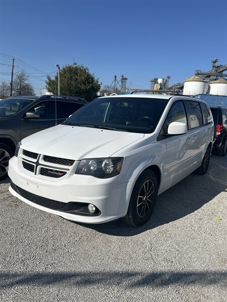 2017 Dodge Grand Caravan GT   - Photo 1 - Owensboro, KY 42303