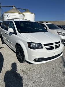 2017 Dodge Grand Caravan GT   - Photo 2 - Owensboro, KY 42303