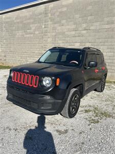 2017 Jeep Renegade Sport   - Photo 1 - Owensboro, KY 42303