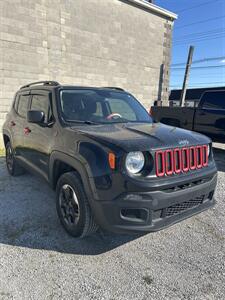 2017 Jeep Renegade Sport   - Photo 2 - Owensboro, KY 42303