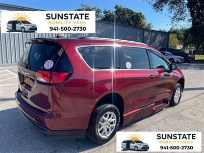 2021 Chrysler Voyager L Wheelchair Van BraunAbility Chrysler Entervan XT - Photo 2 - Sarasota, FL 34232