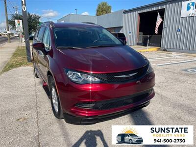 2021 Chrysler Voyager L Wheelchair Van BraunAbility Chrysler Entervan XT - Photo 3 - Sarasota, FL 34232