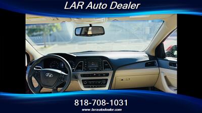 2015 Hyundai SONATA SE   - Photo 19 - Reseda, CA 91335