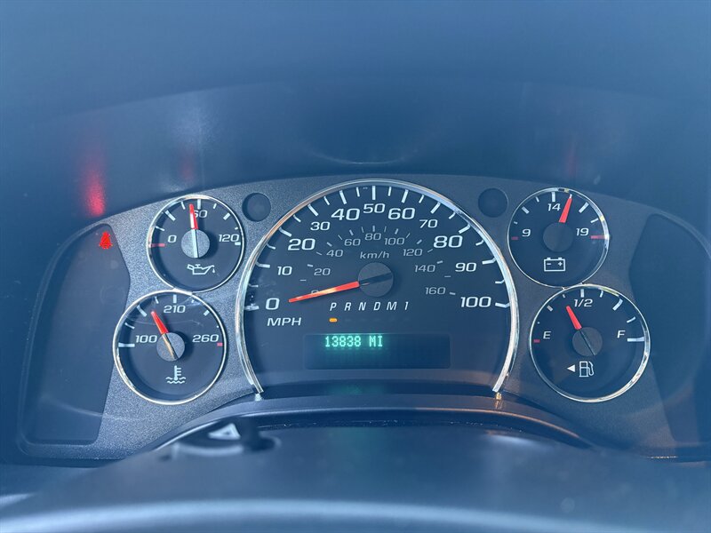 2023 Chevrolet Express 2500 - Photo 10 - Lecanto, FL 34461