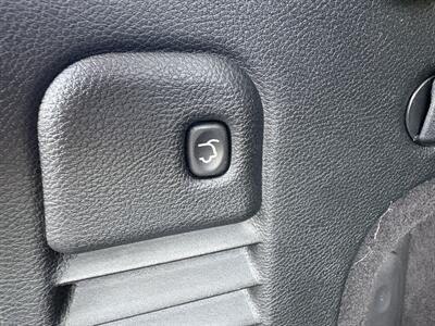 2017 Jeep Grand Cherokee Overland   - Photo 33 - Lecanto, FL 34461