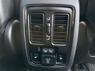 2017 Jeep Grand Cherokee Overland   - Photo 25 - Lecanto, FL 34461