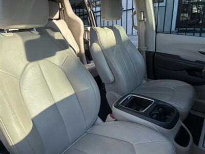 2021 Chrysler Pacifica Touring L - Photo 22 - Lecanto, FL 34461
