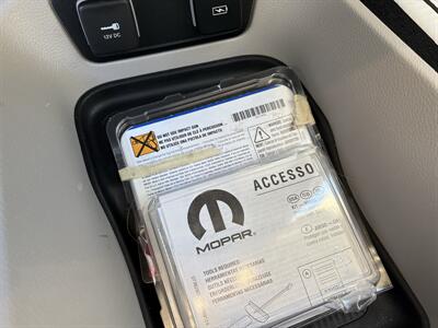 2021 Chrysler Pacifica Touring L - Photo 16 - Lecanto, FL 34461