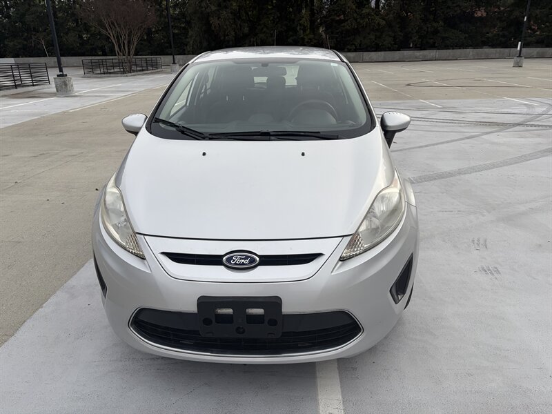 2012 Ford Fiesta SE   - Photo 1 - Campbell, CA 95008